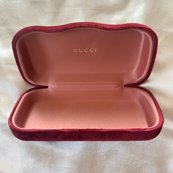 Authentic Gucci sunglass case - Picture 3 of 6